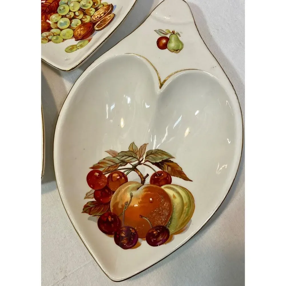 Vintage Nasco Del Coronado 3 Pottery Fruit & Nut Heart Shaped Bowls